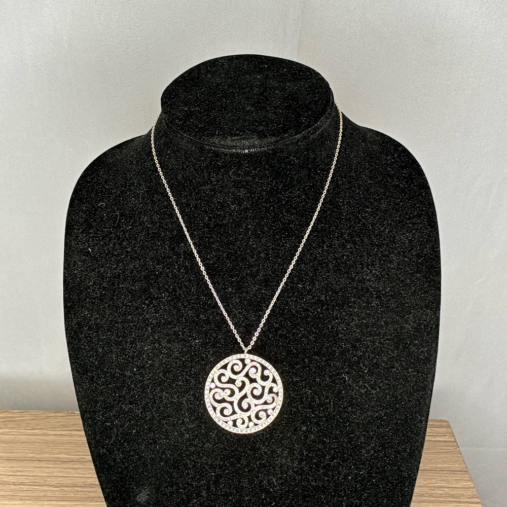 Vintage Silver Filigree Round Pendant Necklace - Womens Jewelry